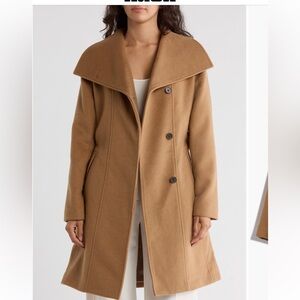 Bernardo Camel Trench Coat